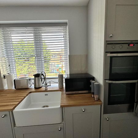 A Luxury 2 Bedroom Apartment Barnet Eksteriør billede