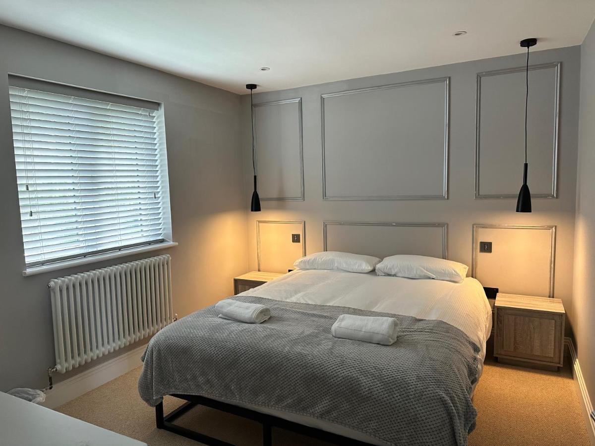 A Luxury 2 Bedroom Apartment Barnet Eksteriør billede