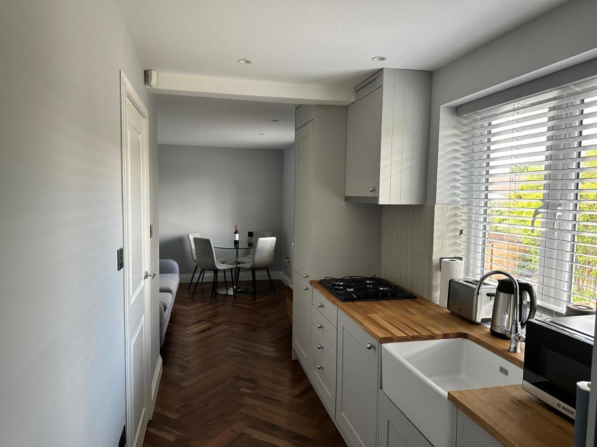 A Luxury 2 Bedroom Apartment Barnet Eksteriør billede